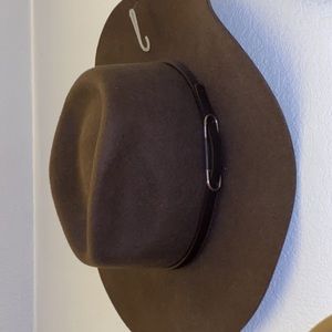 Brown fedora